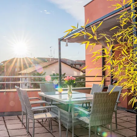 Splendido Con Terrazza 아파트
